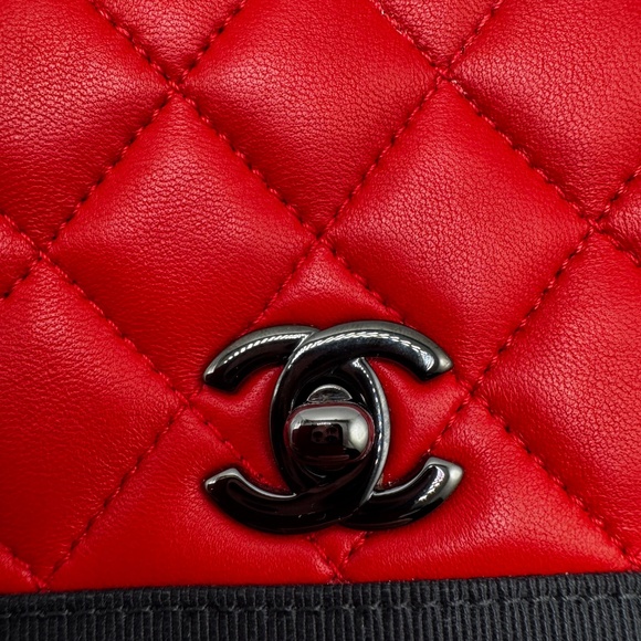 CHANEL 2016-1018 grosgrain leather crossbody with original card - Picture 9 of 12